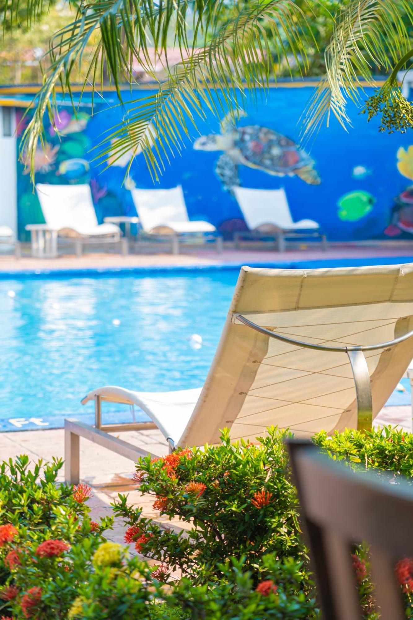 Hotel Las Hamacas La Ceiba Bagian luar foto