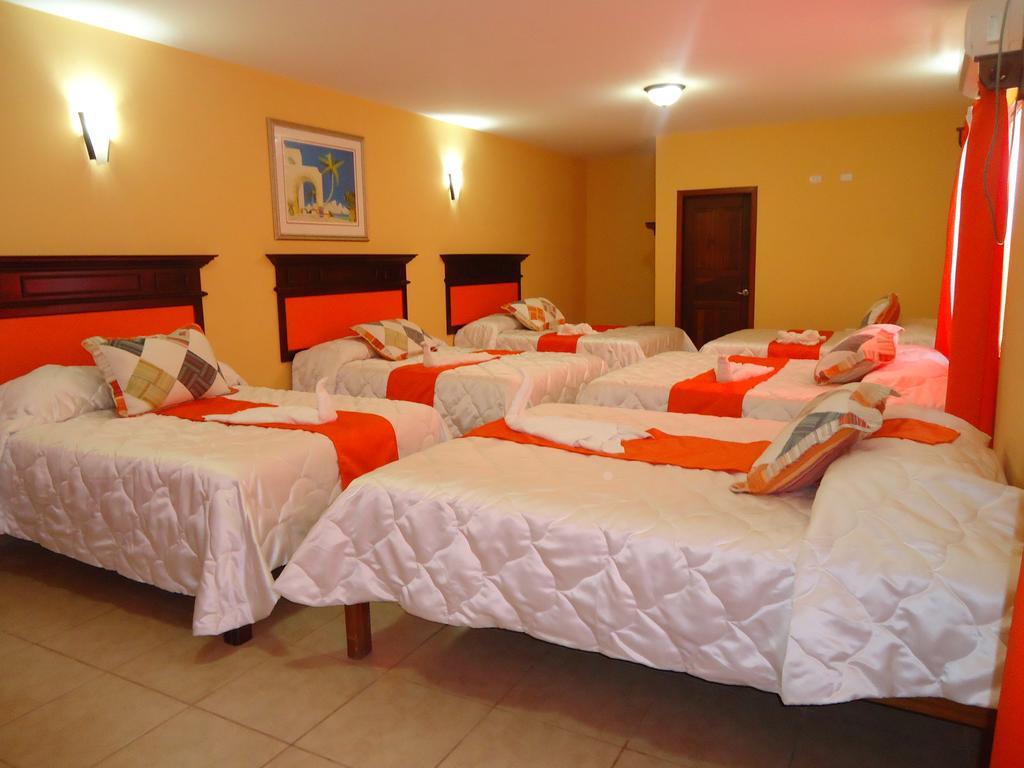Hotel Las Hamacas La Ceiba Ruang foto